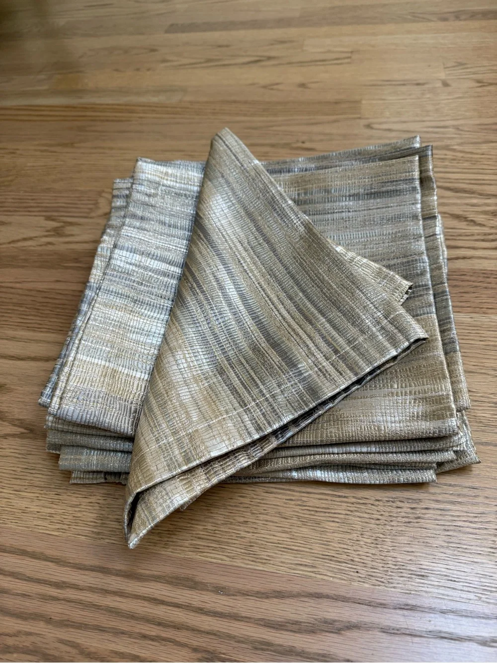 Villeroy & Boch coordinated striped